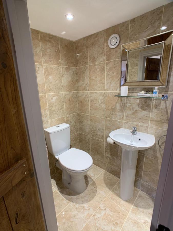 Swan House Tea Room And Bed & Breakfast Lydney Eksteriør bilde